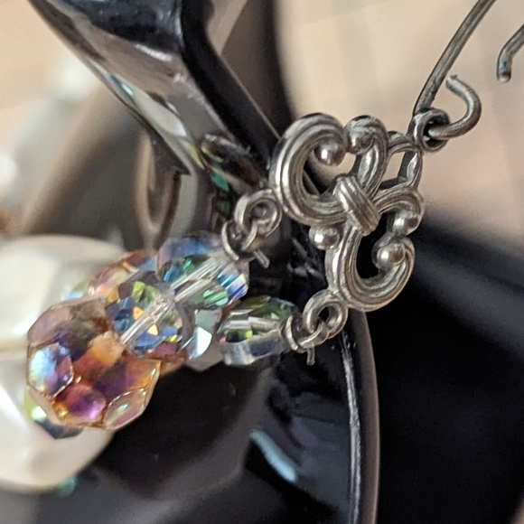 Vintage double strand pearl and iridescent glass necklace - Picture 3 of 5